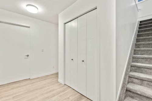 620 Copperstone Manor Se, Calgary, AB - Indoor Photo Showing Other Room