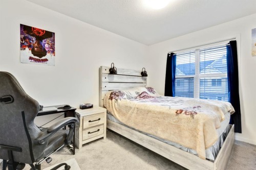 620 Copperstone Manor Se, Calgary, AB - Indoor Photo Showing Bedroom