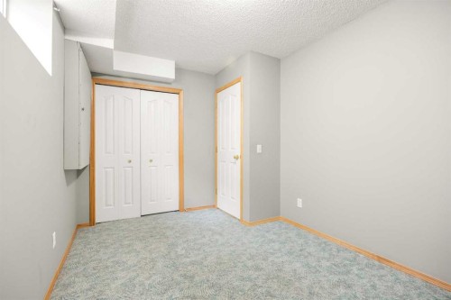 36 Arbour Wood Crescent Nw, Calgary, AB - Indoor Photo Showing Other Room