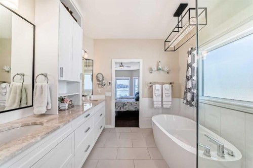 58 Chapala Crescent Se, Calgary, AB - Indoor Photo Showing Bathroom