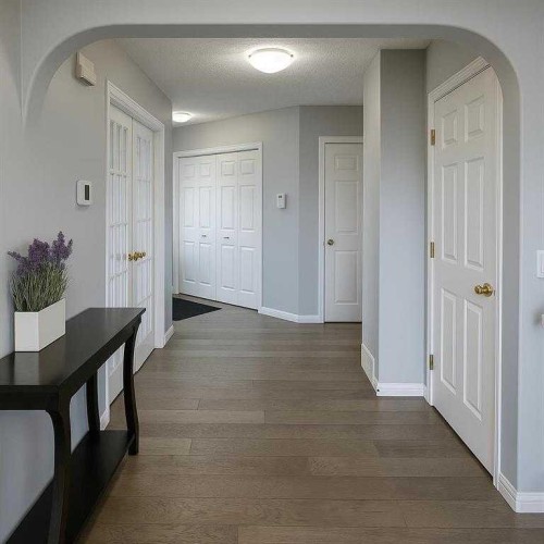 422 Bridlecreek Green Sw, Calgary, AB - Indoor Photo Showing Other Room