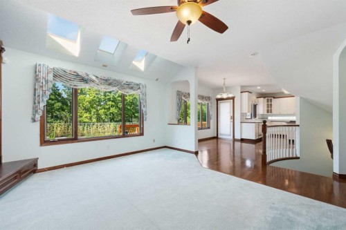 1600 Evergreen Hill Sw, Calgary, AB - Indoor