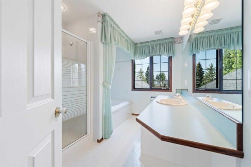 1600 Evergreen Hill Sw, Calgary, AB - Indoor