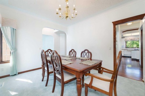1600 Evergreen Hill Sw, Calgary, AB - Indoor Photo Showing Dining Room