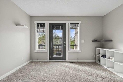 139 Elgin Terrace Se, Calgary, AB - Indoor Photo Showing Other Room
