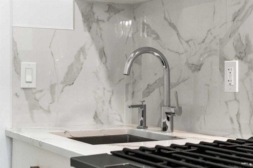 94 Cornerbrook Crescent Ne, Calgary, AB 