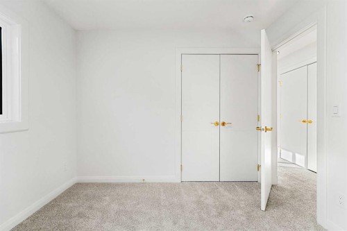 94 Cornerbrook Crescent Ne, Calgary, AB 