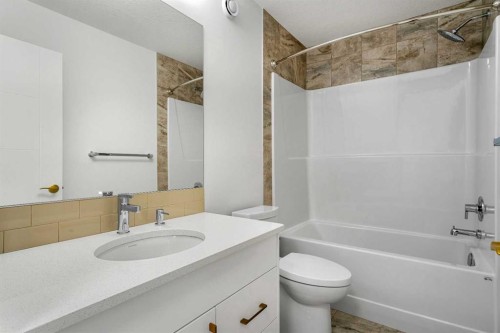 94 Cornerbrook Crescent Ne, Calgary, AB 