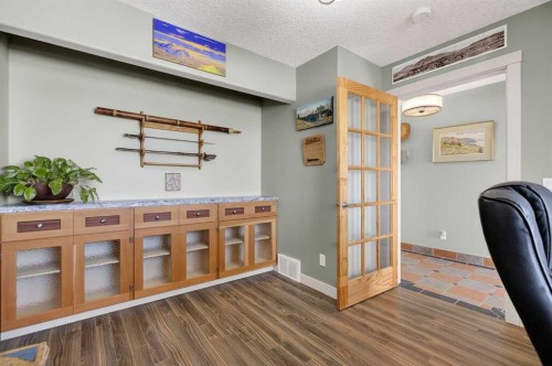 417 Frederick Avenue West, Standard, AB - Indoor Photo Showing Other Room