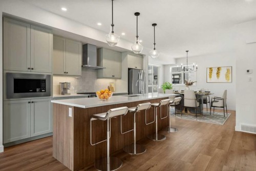 8341 8 Avenue Sw, Calgary, AB - Indoor Photo Showing Kitchen With Upgraded Kitchen