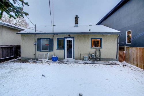 426 22 Avenue Ne, Calgary, AB - Outdoor