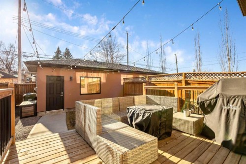 303 30 Avenue Ne, Calgary, AB - Outdoor With Deck Patio Veranda With Exterior
