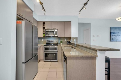 3115-175 Silverado Boulevard Sw, Calgary, AB - Indoor Photo Showing Kitchen With Stainless Steel Kitchen