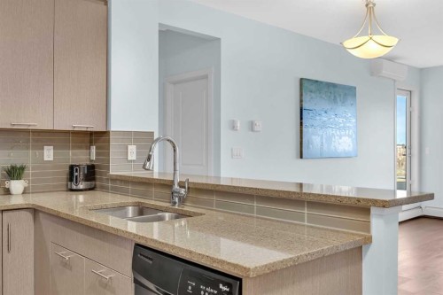 3115-175 Silverado Boulevard Sw, Calgary, AB - Indoor Photo Showing Kitchen With Double Sink