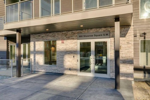 408-660 Shawnee Square Sw, Calgary, AB - Outdoor With Balcony