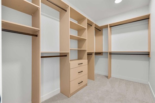 422 36 Avenue Nw, Calgary, AB - Indoor