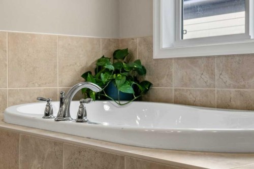 103 Panamount Common Nw, Calgary, AB - Indoor Photo Showing Bathroom