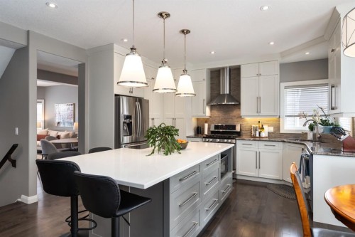 178 Mt Douglas Circle Se, Calgary, AB - Indoor Photo Showing Kitchen With Upgraded Kitchen