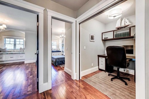 1707 Bowness Road Nw, Calgary, AB - Indoor