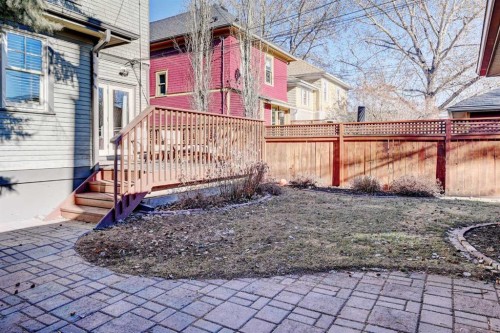 1707 Bowness Road Nw, Calgary, AB - Outdoor