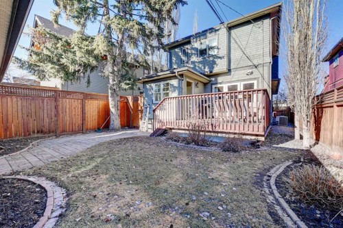1707 Bowness Road Nw, Calgary, AB - Outdoor