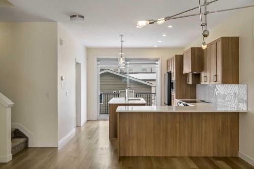 1308 South Point Parade Sw, Airdrie, AB - Indoor Photo Showing Kitchen