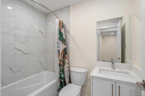 1308 South Point Parade Sw, Airdrie, AB - Indoor Photo Showing Bathroom