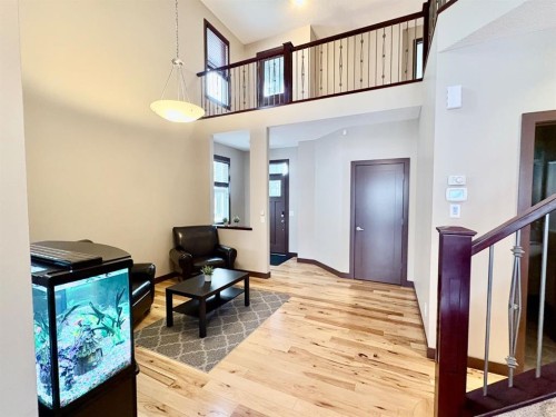 26 Mahogany Green Se, Calgary, AB - Indoor Photo Showing Other Room