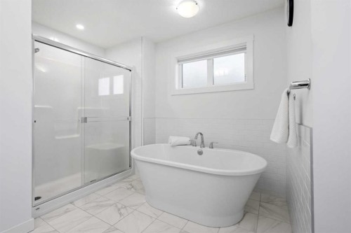 178 Sage Bluff Drive Nw, Calgary, AB - Indoor Photo Showing Bathroom
