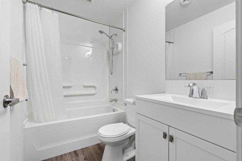 178 Sage Bluff Drive Nw, Calgary, AB - Indoor Photo Showing Bathroom
