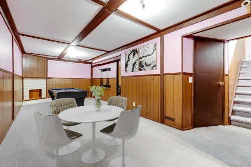 3394 Breton Close Nw, Calgary, AB - Indoor Photo Showing Dining Room