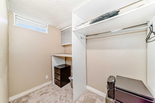 1013 Marcombe Crescent Ne, Calgary, AB - Indoor