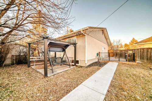 1013 Marcombe Crescent Ne, Calgary, AB - Outdoor