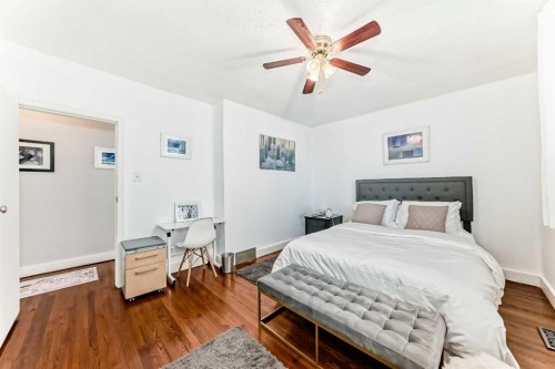 133 28 Avenue Ne, Calgary, AB - Indoor Photo Showing Bedroom