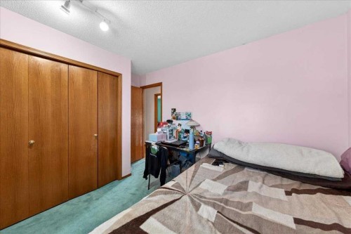 210 Shawinigan Way Sw, Calgary, AB - Indoor