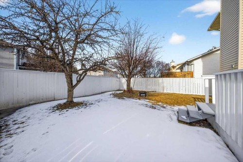 210 Shawinigan Way Sw, Calgary, AB - Outdoor