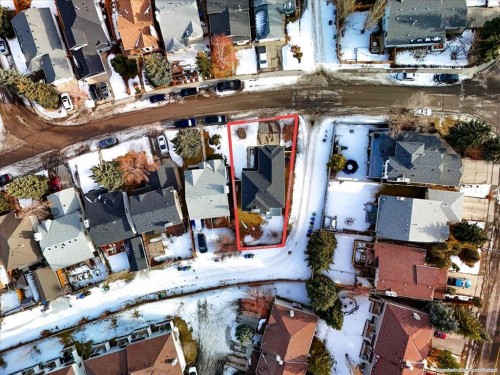 210 Shawinigan Way Sw, Calgary, AB - Outdoor