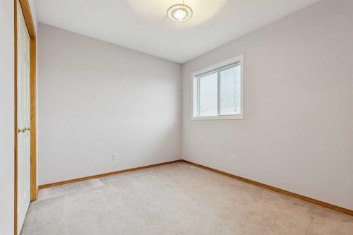 276 Hidden Valley Grove Nw, Calgary, AB - Indoor Photo Showing Other Room