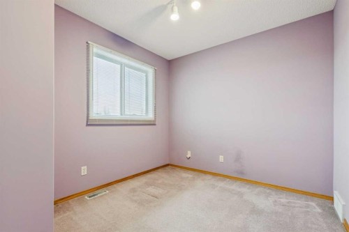 276 Hidden Valley Grove Nw, Calgary, AB - Indoor Photo Showing Other Room