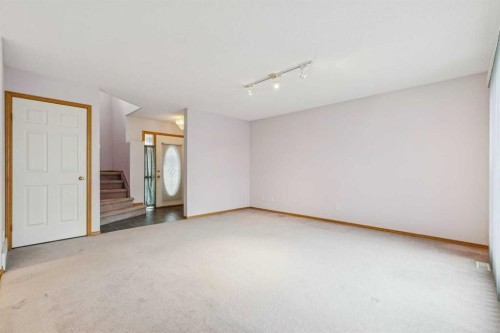 276 Hidden Valley Grove Nw, Calgary, AB - Indoor Photo Showing Other Room