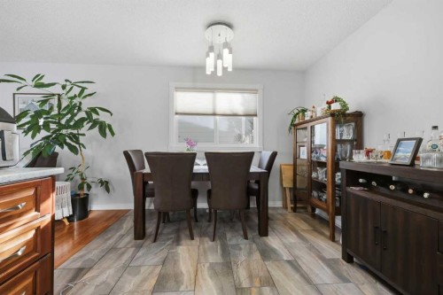 63 Huntmeadow Road Ne, Calgary, AB - Indoor Photo Showing Dining Room
