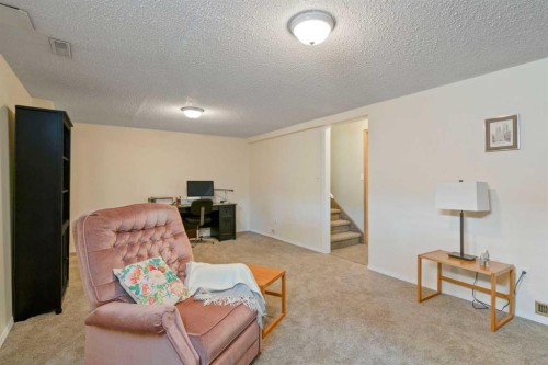 79 Scenic Gardens Nw, Calgary, AB - Indoor