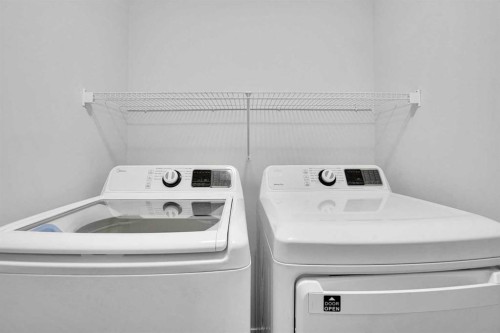 408 Windbury Link Sw, Airdrie, AB - Indoor Photo Showing Laundry Room