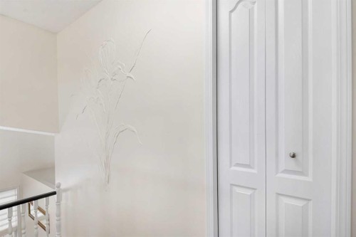 704 Woodside Drive, Airdrie, AB - Indoor