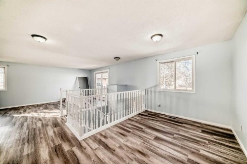 151F Pinehill Road Ne, Calgary, AB - Indoor Photo Showing Other Room