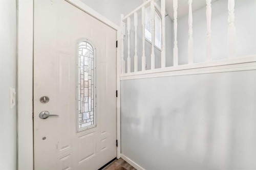 151F Pinehill Road Ne, Calgary, AB - Indoor Photo Showing Other Room