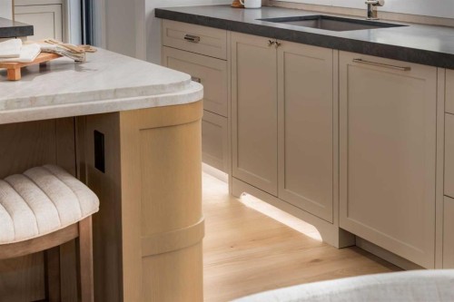 412 40 Avenue Sw, Calgary, AB - Indoor