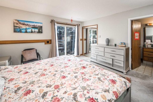 111 Edforth Place Nw, Calgary, AB - Indoor Photo Showing Bedroom
