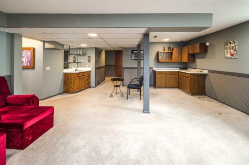 111 Edforth Place Nw, Calgary, AB - Indoor