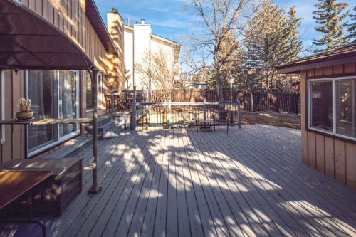 111 Edforth Place Nw, Calgary, AB - Outdoor With Deck Patio Veranda With Exterior